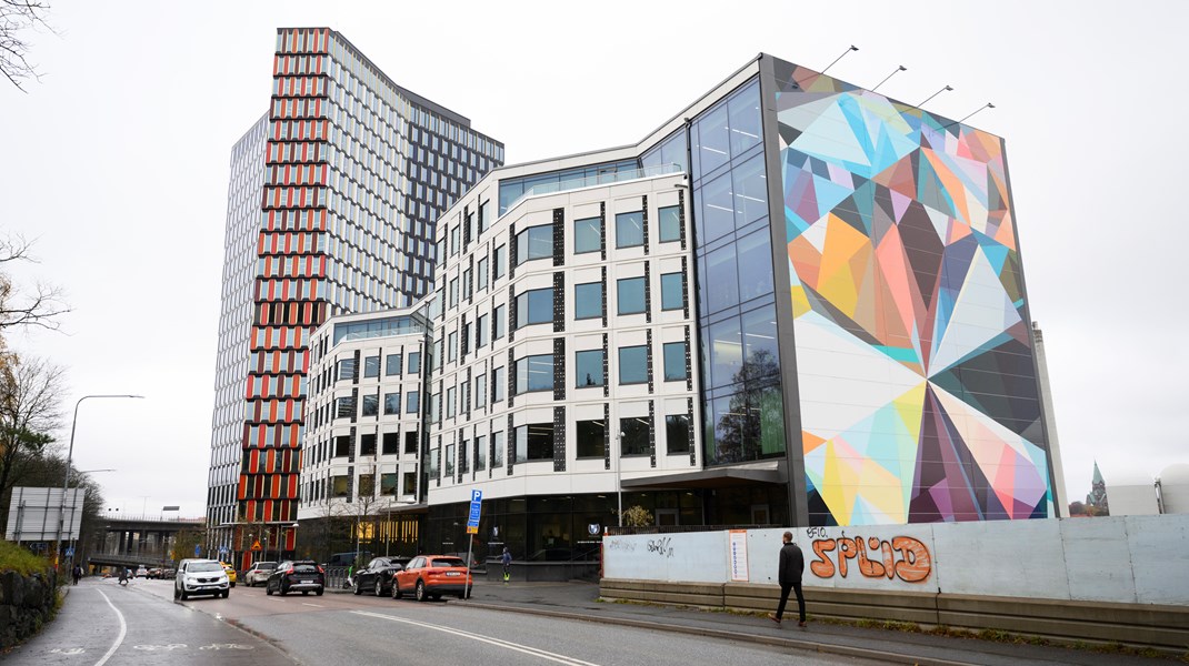 Den nya Utbetalningsmyndigheten, som inrättades vid årsskiftet, hamnade av säkerhetsskäl i Hammarby sjöstad i Stockholm.