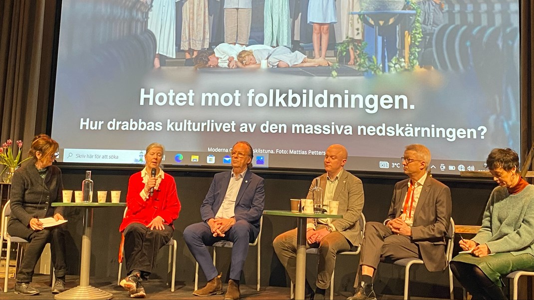 Det var ett krasst budskap som tre Tidöpartiers representanter hade till folkbildningen under seminariet som Ideell kulturallians arrangerade.