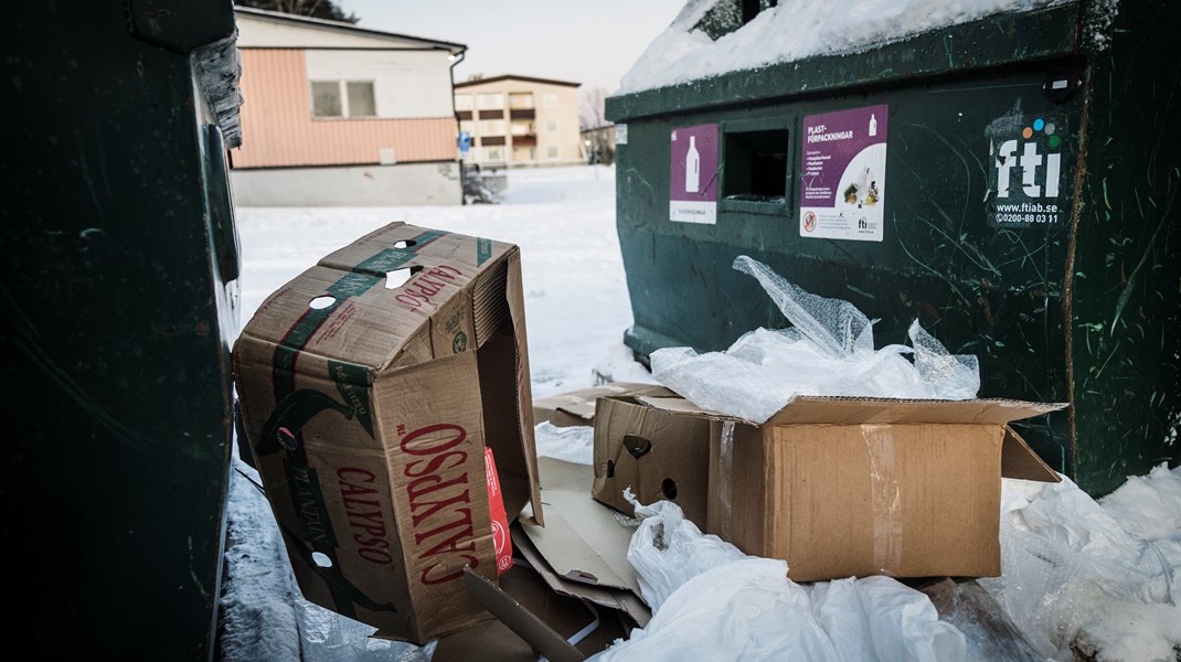 Den stora förhandlingskampen har i slutskedet framför allt handlat om hur höga krav det ska vara på återanvändning, relativt materialåtervinning. 