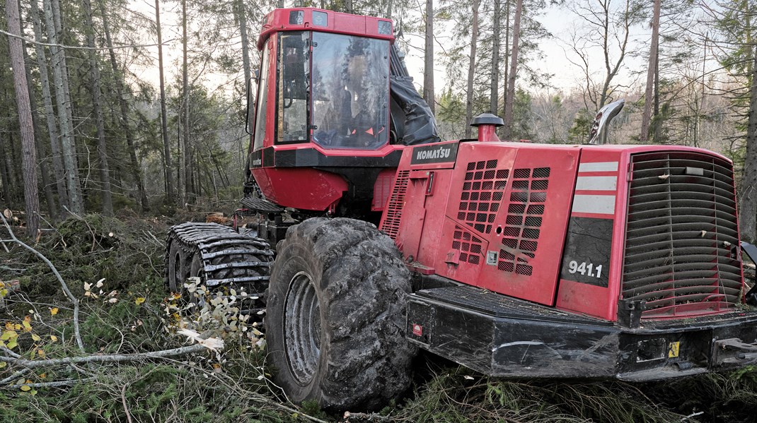 Att undanta skog från skogsbruk kan bli en dyr historia för både skattebetalarna och skogsägarna, menar debattörerna.