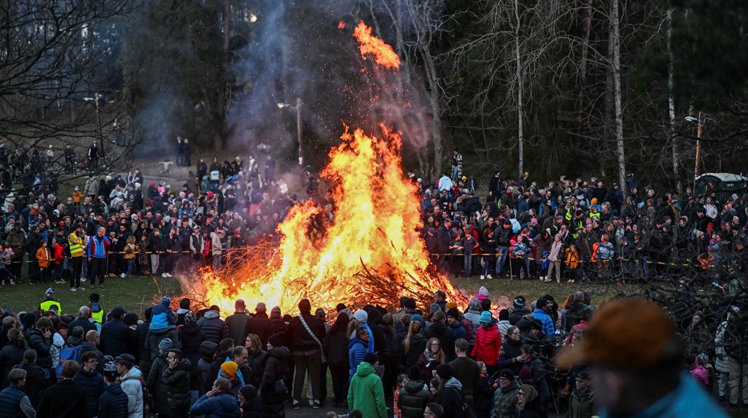 Hårdare eldningsförbud i grannländerna