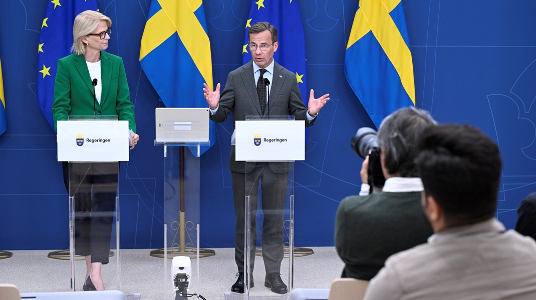 ”Vi räknar med att från och med höstens budgetproposition gå in i en tillväxtfas i den svenska ekonomiska politiken”, säger Ulf Kristersson (M) på en pressträff.