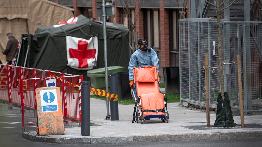 ”Behovet av breda politiska samtal om vårdens framtid för att verkligen stärka beredskapen känns mer angeläget än någonsin. Utan en väl fungerade vård och omsorg här och nu blir samtalet om beredskap för kris och ofred i det närmaste anorektiskt”, skriver debattören. 