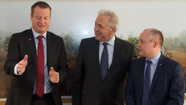 Inrikesminister Anders Ygeman (S), EU-kommissionären
Dimitris Avramopoulos och migrationsminister Morgan Johansson (S)